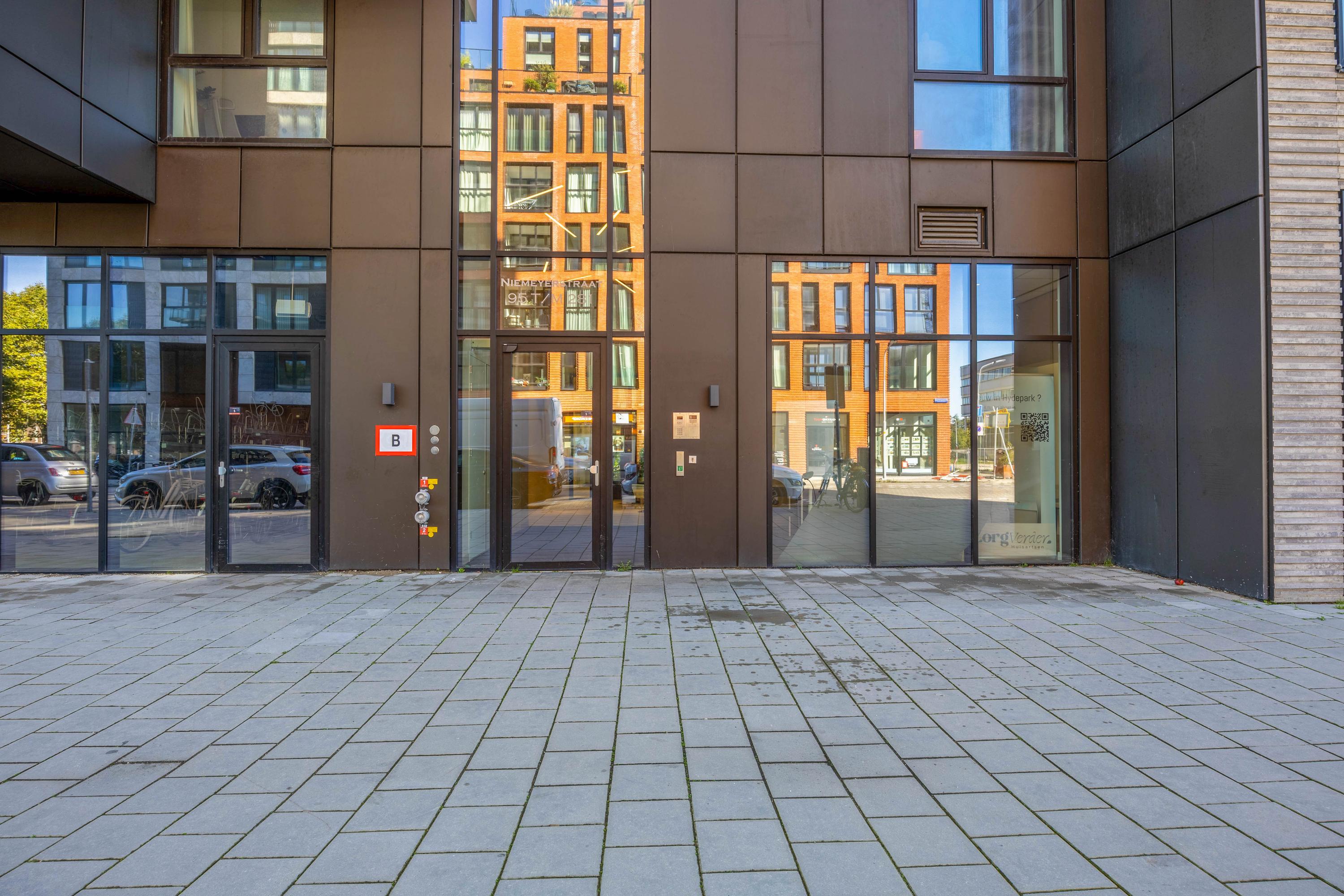 Niemeyerstraat 251 , 2132 HE Hoofddorp 14